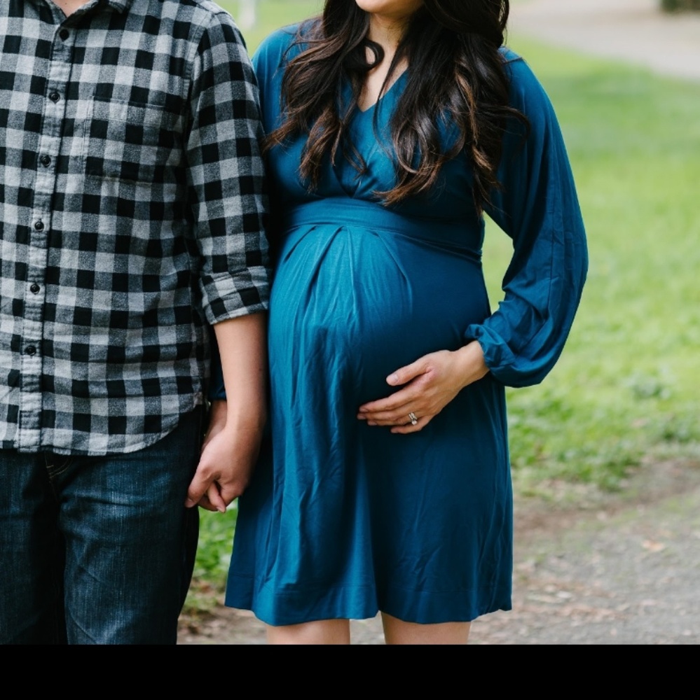 Ingrid&Isabel - Maternity Dolman Dress (Blue, S)